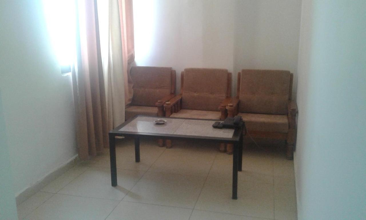Omaima Hotel Apartments Amman Ngoại thất bức ảnh