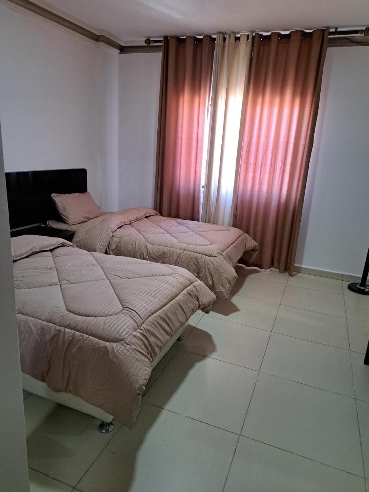 Omaima Hotel Apartments Amman Ngoại thất bức ảnh