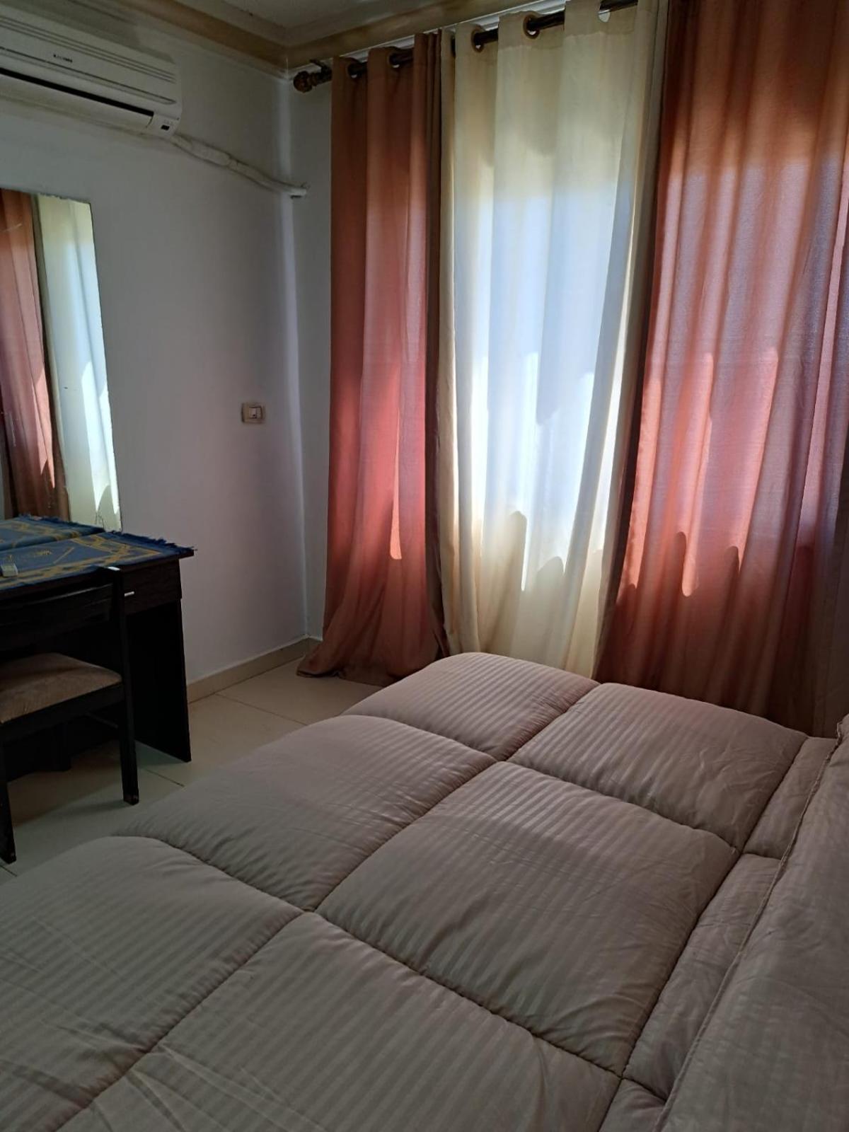 Omaima Hotel Apartments Amman Ngoại thất bức ảnh