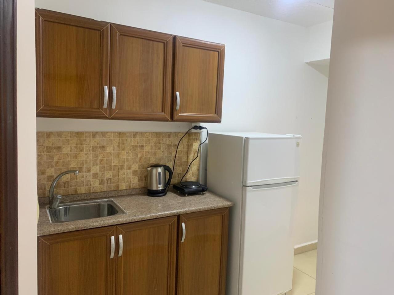 Omaima Hotel Apartments Amman Ngoại thất bức ảnh