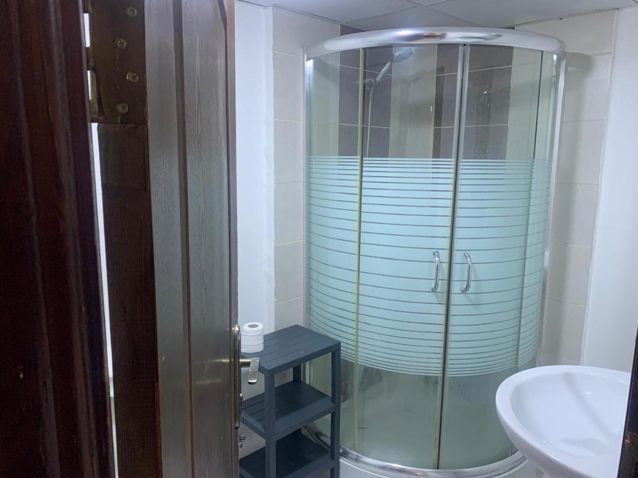 Omaima Hotel Apartments Amman Ngoại thất bức ảnh